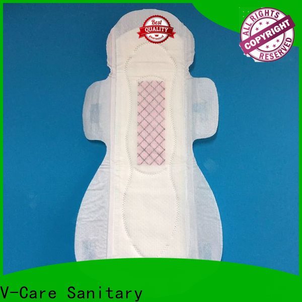 high-quality disposable sanitary pads with custom services for women